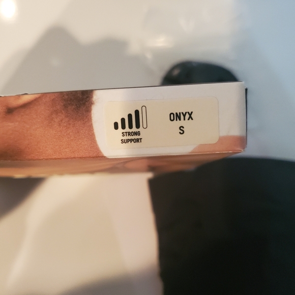 Brand New SKIMS Seamless Sculpt Bralette - Picture 6 of 6